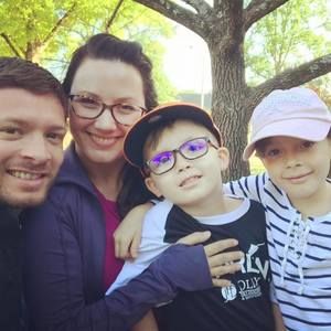 Meet your Posher, Casey